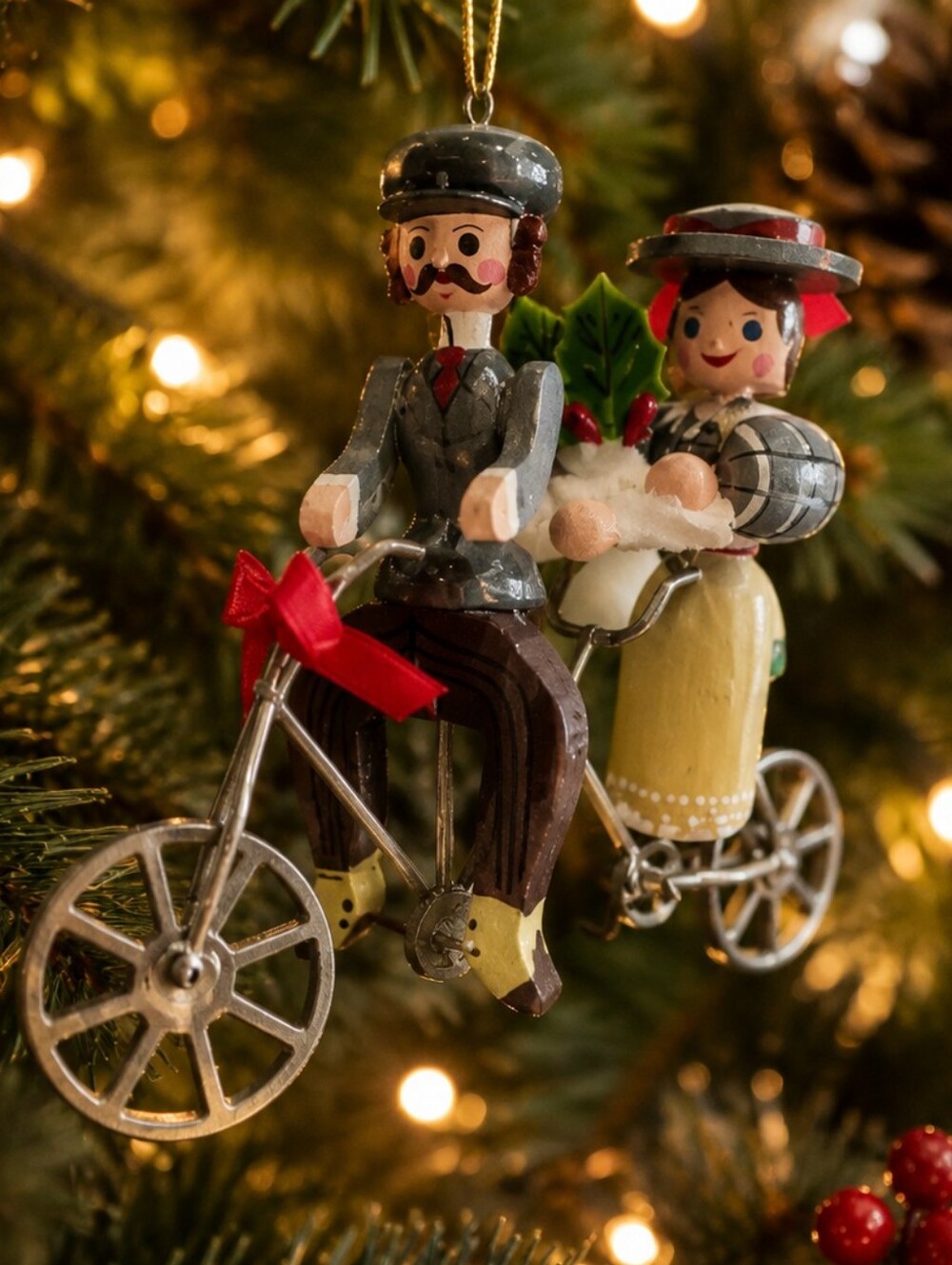 Vintage Kurt Adler Wooden Christmas Ornament Couple on Bicycle | Holiday Folk De - Picture 2 of 5